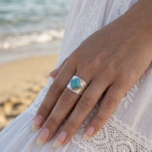 Bague réglable martelée turquoise