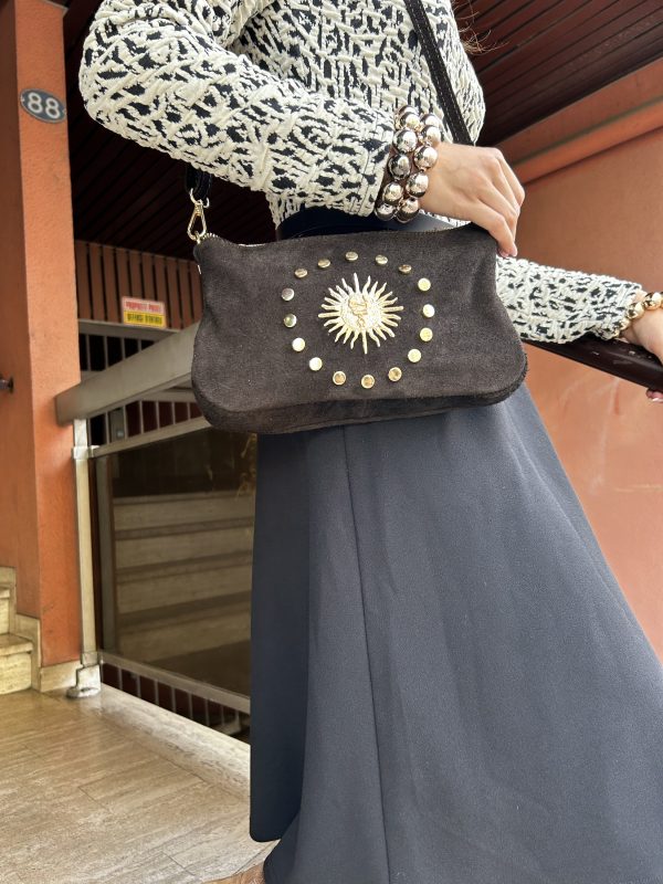Robe chic noir et blanc Stella – Image 3