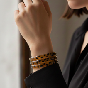 Bracelet en corne léopard