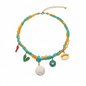 Collier Tressé aux Amulettes