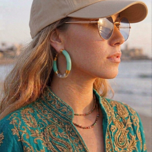 Boucles d’oreilles en corne